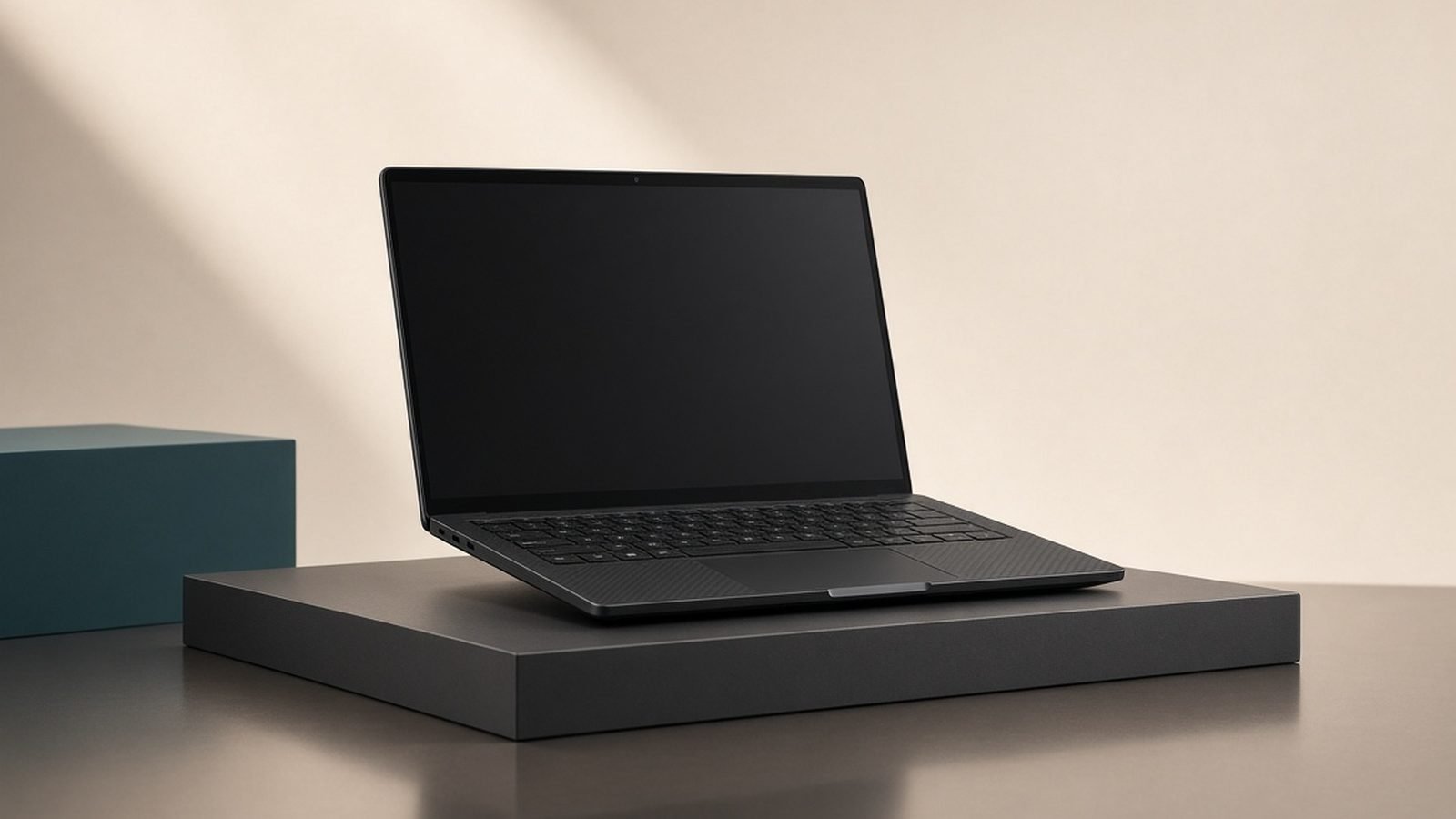 Lenovo ThinkPad X1 Carbon Review 2026: Business Classic